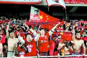 战报沃特斯22分 任骏飞15+12 广东7人上双终结深圳4连胜CBA常规赛广东主场迎战深圳，广东目前排在联赛第五，上场比赛他们输给了上海，周琦继续缺阵，深圳则是最近一波4连胜排在联赛第六。